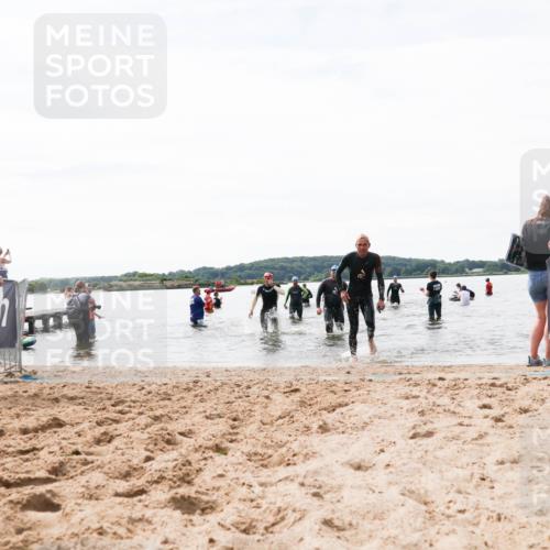 21.06.2026 - Viking Triathlon Michael Strokosch http://msf.ph/oto/9829086 21.06.2026 10:54:40 Schwimmen 413, 504, 613 meine-sportfotos.de