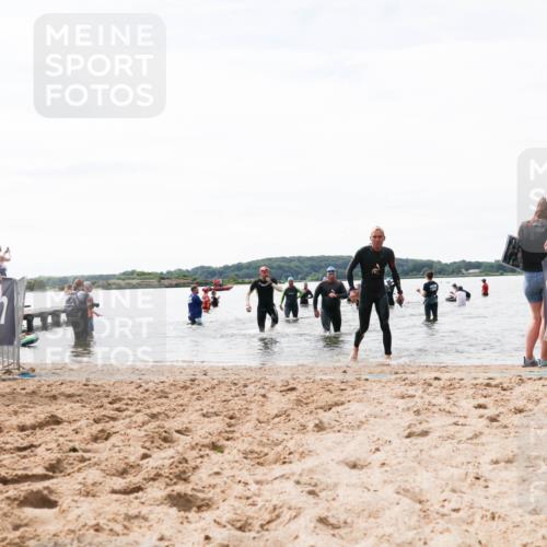 21.06.2026 - Viking Triathlon Michael Strokosch http://msf.ph/oto/9829087 21.06.2026 10:54:40 Schwimmen 413, 504, 613 meine-sportfotos.de