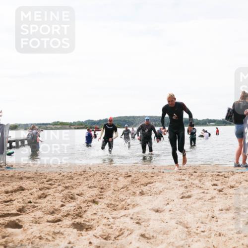 21.06.2026 - Viking Triathlon Michael Strokosch http://msf.ph/oto/9829092 21.06.2026 10:54:42 Schwimmen 413, 504, 613 meine-sportfotos.de