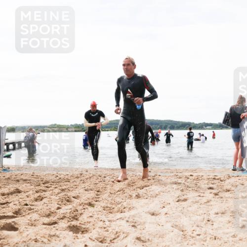 21.06.2026 - Viking Triathlon Michael Strokosch http://msf.ph/oto/9829096 21.06.2026 10:54:43 Schwimmen 413, 504, 613 meine-sportfotos.de