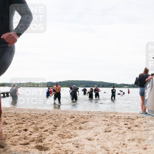 21.06.2026 - Viking Triathlon Michael Strokosch http://msf.ph/oto/9829113 21.06.2026 10:54:49 Schwimmen 244, 275, 347, 424, 504, 613 meine-sportfotos.de