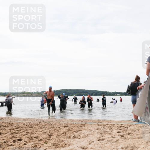 21.06.2026 - Viking Triathlon Michael Strokosch http://msf.ph/oto/9829117 21.06.2026 10:54:50 Schwimmen 52, 244, 275, 347, 424, 504, 613 meine-sportfotos.de