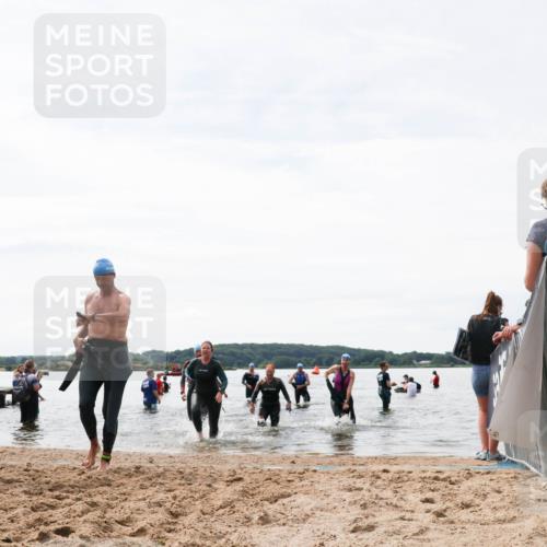 21.06.2026 - Viking Triathlon Michael Strokosch http://msf.ph/oto/9829127 21.06.2026 10:54:54 Schwimmen 52, 244, 275, 347, 424, 509 meine-sportfotos.de