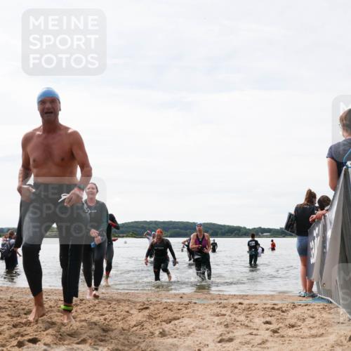 21.06.2026 - Viking Triathlon Michael Strokosch http://msf.ph/oto/9829133 21.06.2026 10:54:56 Schwimmen 52, 244, 275, 347, 424, 509 meine-sportfotos.de