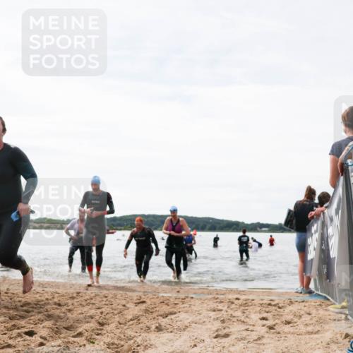 21.06.2026 - Viking Triathlon Michael Strokosch http://msf.ph/oto/9829137 21.06.2026 10:54:57 Schwimmen 52, 244, 275, 309, 347, 424, 509 meine-sportfotos.de