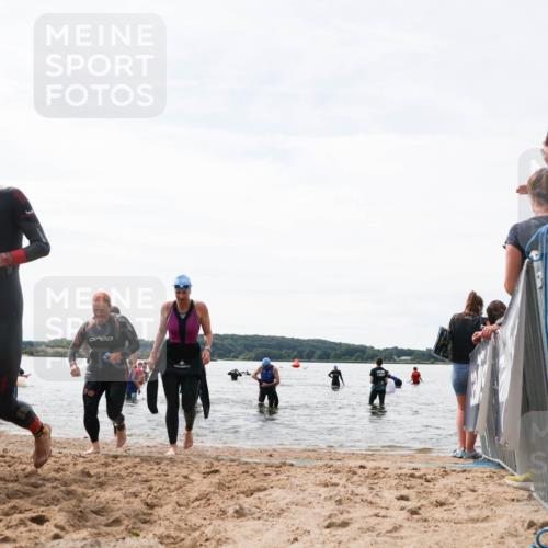 21.06.2026 - Viking Triathlon Michael Strokosch http://msf.ph/oto/9829144 21.06.2026 10:54:59 Schwimmen 52, 244, 275, 309, 347, 424, 509 meine-sportfotos.de