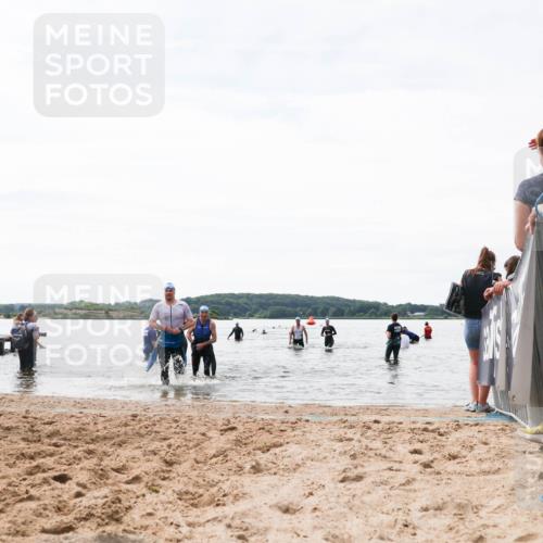 21.06.2026 - Viking Triathlon Michael Strokosch http://msf.ph/oto/9829158 21.06.2026 10:55:04 Schwimmen 52, 160, 309, 347, 509 meine-sportfotos.de