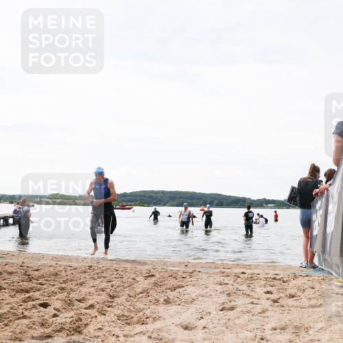 21.06.2026 - Viking Triathlon Michael Strokosch http://msf.ph/oto/9829173 21.06.2026 10:55:09 Schwimmen 160, 309 meine-sportfotos.de