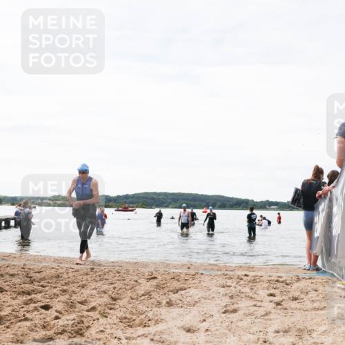 21.06.2026 - Viking Triathlon Michael Strokosch http://msf.ph/oto/9829175 21.06.2026 10:55:10 Schwimmen 160, 309 meine-sportfotos.de