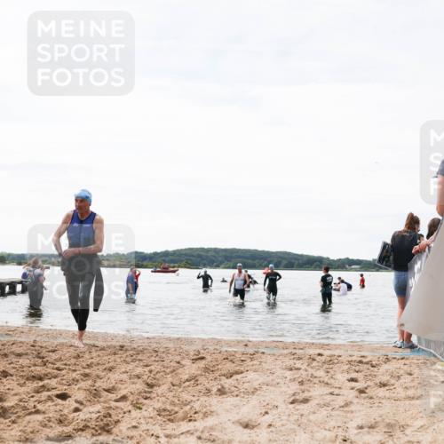 21.06.2026 - Viking Triathlon Michael Strokosch http://msf.ph/oto/9829178 21.06.2026 10:55:11 Schwimmen 160, 309 meine-sportfotos.de
