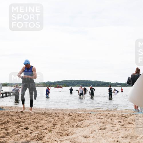 21.06.2026 - Viking Triathlon Michael Strokosch http://msf.ph/oto/9829179 21.06.2026 10:55:11 Schwimmen 160, 309 meine-sportfotos.de
