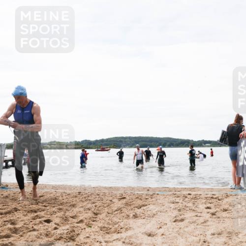 21.06.2026 - Viking Triathlon Michael Strokosch http://msf.ph/oto/9829183 21.06.2026 10:55:12 Schwimmen 160, 309, 566 meine-sportfotos.de