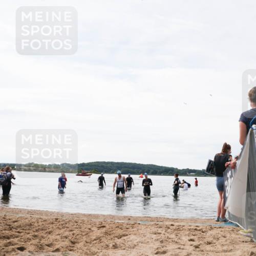 21.06.2026 - Viking Triathlon Michael Strokosch http://msf.ph/oto/9829187 21.06.2026 10:55:14 Schwimmen 160, 566 meine-sportfotos.de