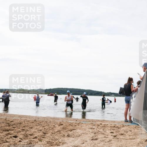21.06.2026 - Viking Triathlon Michael Strokosch http://msf.ph/oto/9829198 21.06.2026 10:55:17 Schwimmen 344, 566 meine-sportfotos.de