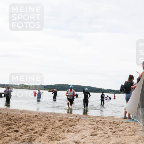 21.06.2026 - Viking Triathlon Michael Strokosch http://msf.ph/oto/9829201 21.06.2026 10:55:18 Schwimmen 305, 344, 566 meine-sportfotos.de