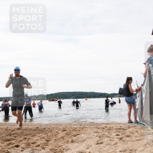 21.06.2026 - Viking Triathlon Michael Strokosch http://msf.ph/oto/9829230 21.06.2026 10:55:28 Schwimmen 305, 344, 561 meine-sportfotos.de