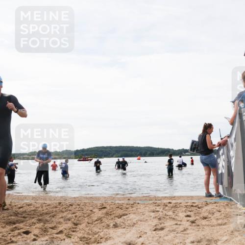 21.06.2026 - Viking Triathlon Michael Strokosch http://msf.ph/oto/9829232 21.06.2026 10:55:29 Schwimmen 305, 344, 561 meine-sportfotos.de