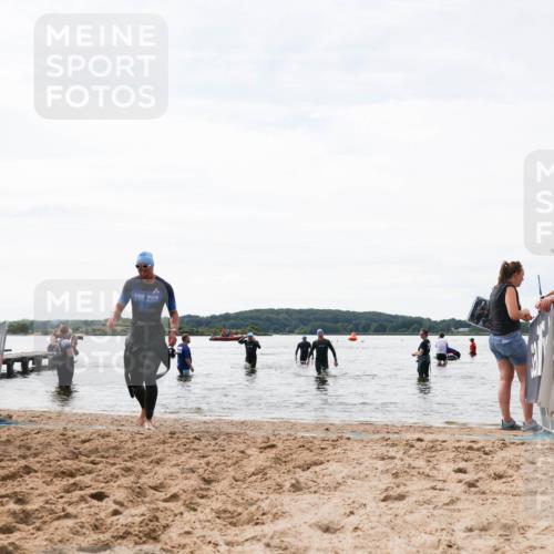21.06.2026 - Viking Triathlon Michael Strokosch http://msf.ph/oto/9829241 21.06.2026 10:55:32 Schwimmen 305, 561 meine-sportfotos.de