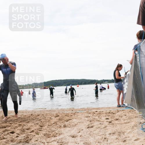 21.06.2026 - Viking Triathlon Michael Strokosch http://msf.ph/oto/9829245 21.06.2026 10:55:33 Schwimmen 305, 417, 561 meine-sportfotos.de