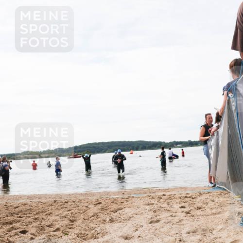 21.06.2026 - Viking Triathlon Michael Strokosch http://msf.ph/oto/9829250 21.06.2026 10:55:35 Schwimmen 417, 561 meine-sportfotos.de