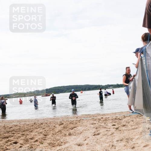 21.06.2026 - Viking Triathlon Michael Strokosch http://msf.ph/oto/9829255 21.06.2026 10:55:36 Schwimmen 81, 417, 561 meine-sportfotos.de