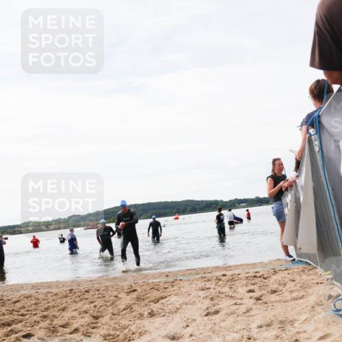 21.06.2026 - Viking Triathlon Michael Strokosch http://msf.ph/oto/9829264 21.06.2026 10:55:39 Schwimmen 81, 417 meine-sportfotos.de