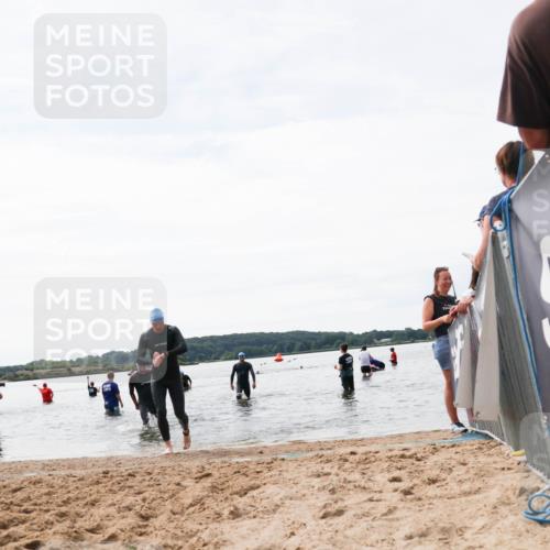 21.06.2026 - Viking Triathlon Michael Strokosch http://msf.ph/oto/9829268 21.06.2026 10:55:41 Schwimmen 81, 417 meine-sportfotos.de