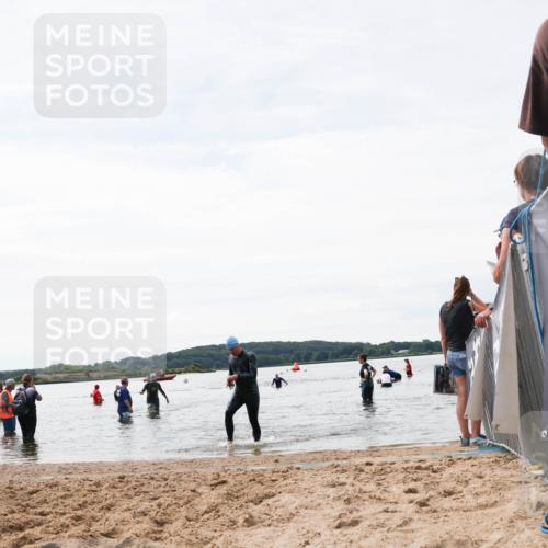 21.06.2026 - Viking Triathlon Michael Strokosch http://msf.ph/oto/9829295 21.06.2026 10:55:50 Schwimmen 77, 81 meine-sportfotos.de