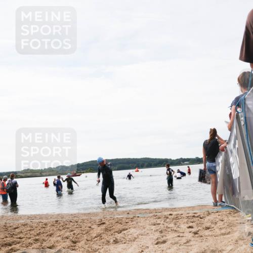21.06.2026 - Viking Triathlon Michael Strokosch http://msf.ph/oto/9829296 21.06.2026 10:55:51 Schwimmen 77, 81, 264 meine-sportfotos.de