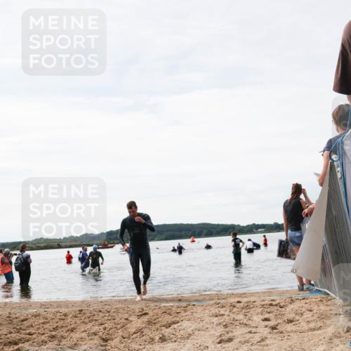 21.06.2026 - Viking Triathlon Michael Strokosch http://msf.ph/oto/9829302 21.06.2026 10:55:53 Schwimmen 77, 264 meine-sportfotos.de
