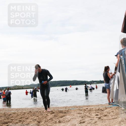 21.06.2026 - Viking Triathlon Michael Strokosch http://msf.ph/oto/9829308 21.06.2026 10:55:55 Schwimmen 77, 264 meine-sportfotos.de