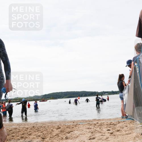 21.06.2026 - Viking Triathlon Michael Strokosch http://msf.ph/oto/9829316 21.06.2026 10:55:57 Schwimmen 77, 264 meine-sportfotos.de