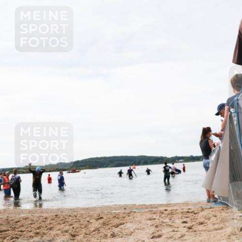 21.06.2026 - Viking Triathlon Michael Strokosch http://msf.ph/oto/9829318 21.06.2026 10:55:58 Schwimmen 77, 264 meine-sportfotos.de