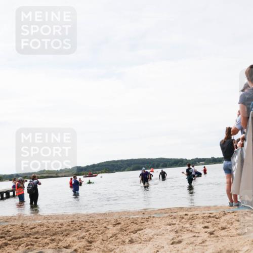 21.06.2026 - Viking Triathlon Michael Strokosch http://msf.ph/oto/9829335 21.06.2026 10:56:04 Schwimmen 264 meine-sportfotos.de