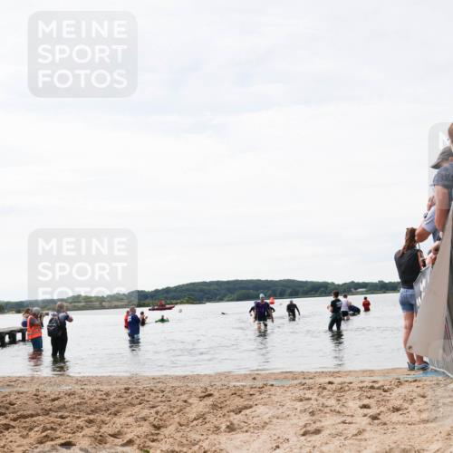 21.06.2026 - Viking Triathlon Michael Strokosch http://msf.ph/oto/9829337 21.06.2026 10:56:04 Schwimmen 264 meine-sportfotos.de