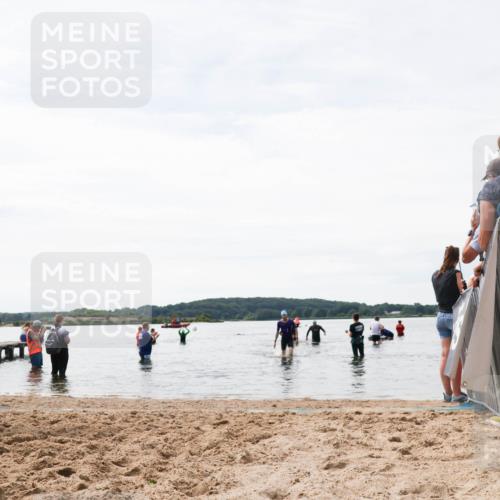 21.06.2026 - Viking Triathlon Michael Strokosch http://msf.ph/oto/9829342 21.06.2026 10:56:06 Schwimmen 117, 264 meine-sportfotos.de