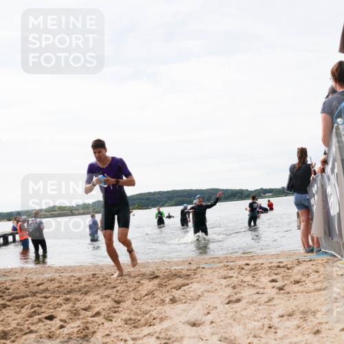 21.06.2026 - Viking Triathlon Michael Strokosch http://msf.ph/oto/9829370 21.06.2026 10:56:15 Schwimmen 117, 357, 502 meine-sportfotos.de