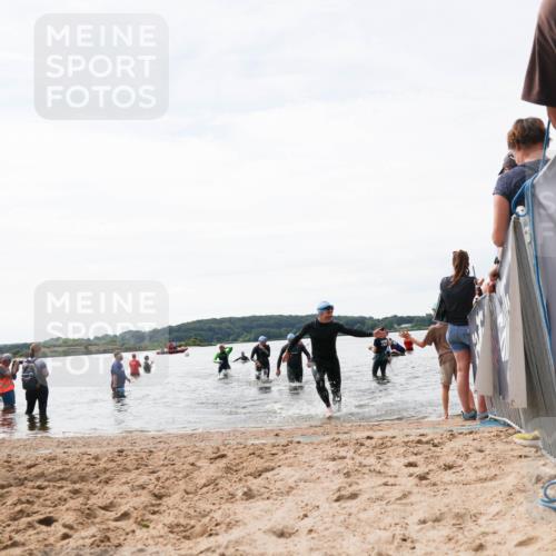 21.06.2026 - Viking Triathlon Michael Strokosch http://msf.ph/oto/9829375 21.06.2026 10:56:17 Schwimmen 24, 117, 357, 502 meine-sportfotos.de