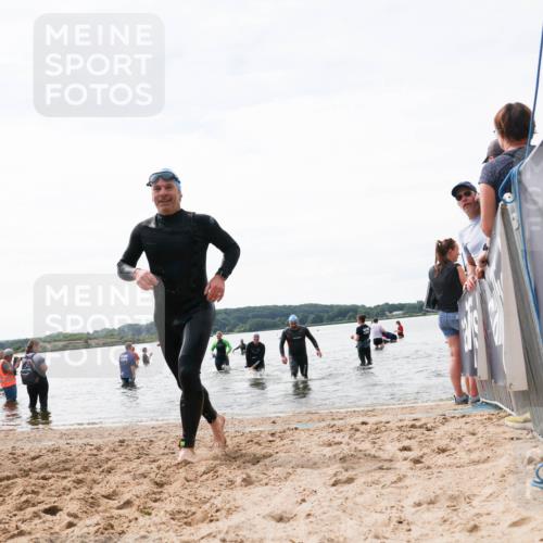21.06.2026 - Viking Triathlon Michael Strokosch http://msf.ph/oto/9829382 21.06.2026 10:56:19 Schwimmen 24, 117, 357, 502 meine-sportfotos.de
