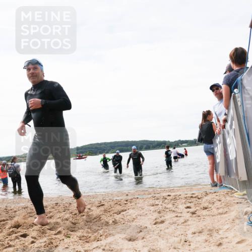 21.06.2026 - Viking Triathlon Michael Strokosch http://msf.ph/oto/9829383 21.06.2026 10:56:20 Schwimmen 24, 117, 357, 502 meine-sportfotos.de