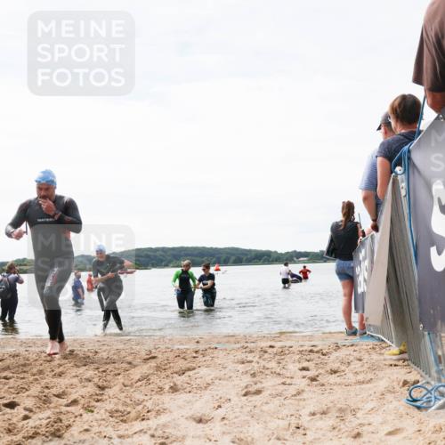 21.06.2026 - Viking Triathlon Michael Strokosch http://msf.ph/oto/9829399 21.06.2026 10:56:25 Schwimmen 24, 127, 357 meine-sportfotos.de