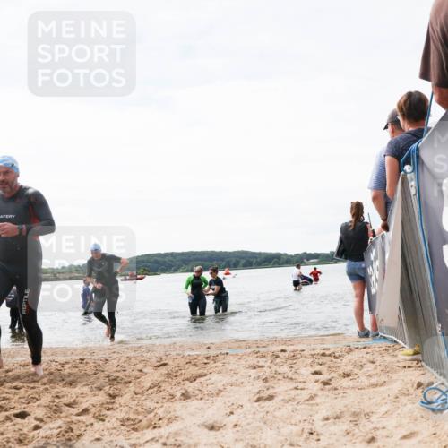 21.06.2026 - Viking Triathlon Michael Strokosch http://msf.ph/oto/9829400 21.06.2026 10:56:26 Schwimmen 24, 127, 357 meine-sportfotos.de