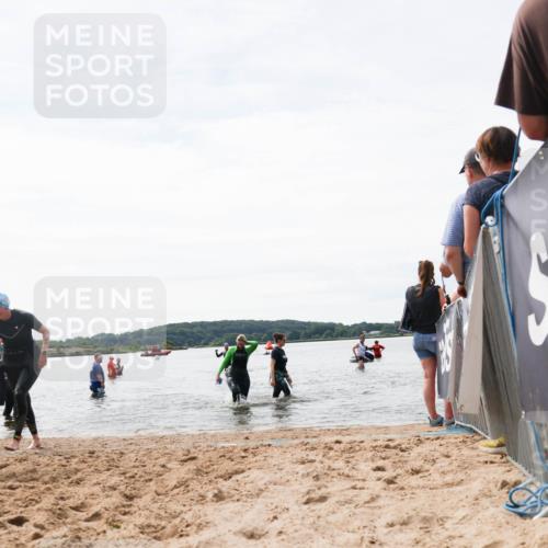 21.06.2026 - Viking Triathlon Michael Strokosch http://msf.ph/oto/9829405 21.06.2026 10:56:27 Schwimmen 24, 127, 357 meine-sportfotos.de