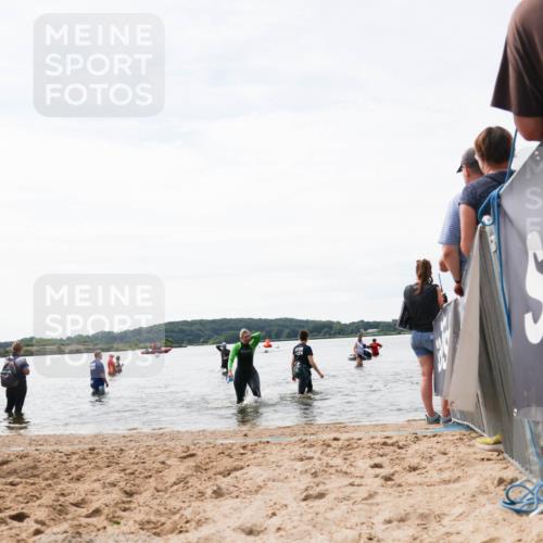 21.06.2026 - Viking Triathlon Michael Strokosch http://msf.ph/oto/9829407 21.06.2026 10:56:28 Schwimmen 24, 127, 357 meine-sportfotos.de