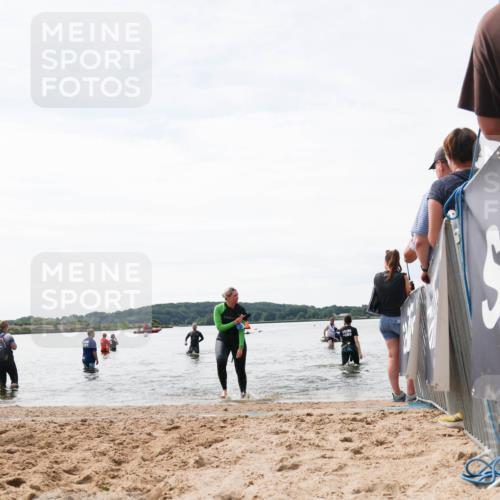 21.06.2026 - Viking Triathlon Michael Strokosch http://msf.ph/oto/9829415 21.06.2026 10:56:31 Schwimmen 24, 127 meine-sportfotos.de