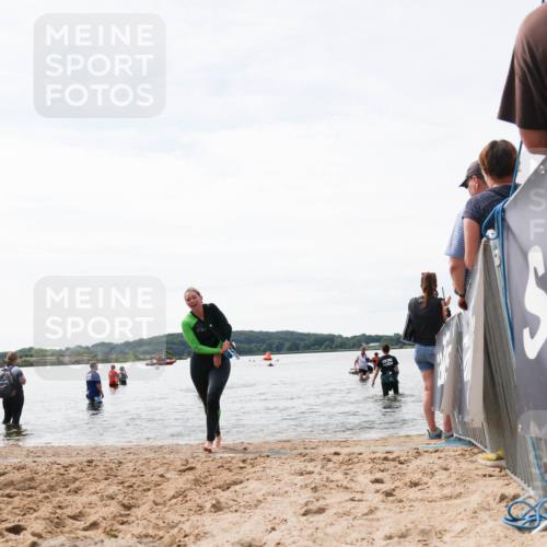 21.06.2026 - Viking Triathlon Michael Strokosch http://msf.ph/oto/9829419 21.06.2026 10:56:32 Schwimmen 24, 127 meine-sportfotos.de