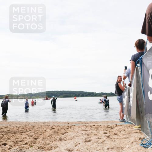 21.06.2026 - Viking Triathlon Michael Strokosch http://msf.ph/oto/9829429 21.06.2026 10:56:36 Schwimmen 127, 374 meine-sportfotos.de