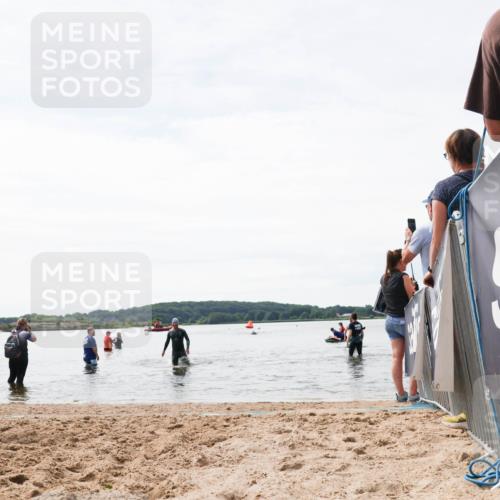 21.06.2026 - Viking Triathlon Michael Strokosch http://msf.ph/oto/9829434 21.06.2026 10:56:37 Schwimmen 127, 374 meine-sportfotos.de