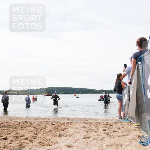 21.06.2026 - Viking Triathlon Michael Strokosch http://msf.ph/oto/9829438 21.06.2026 10:56:39 Schwimmen 374 meine-sportfotos.de
