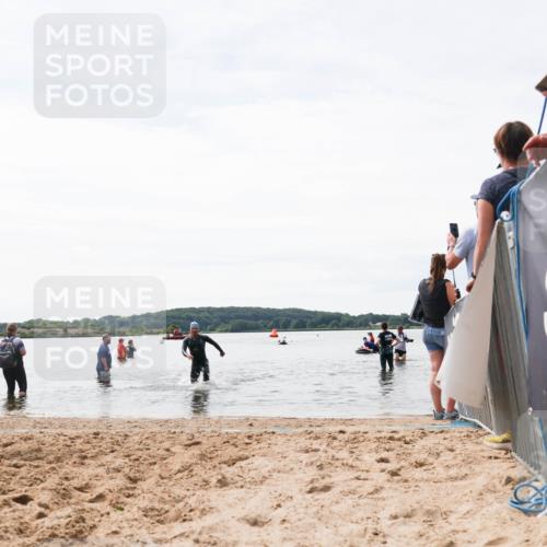 21.06.2026 - Viking Triathlon Michael Strokosch http://msf.ph/oto/9829441 21.06.2026 10:56:40 Schwimmen 374 meine-sportfotos.de